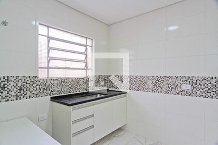 Cozinha de casa para alugar com 2 quartos, 55m² em Parque Peruche, São Paulo