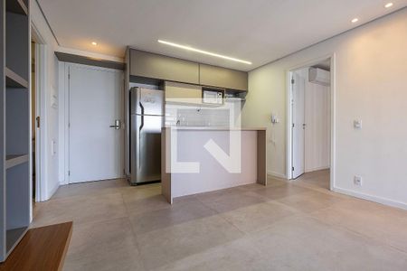 Sala/Cozinha de apartamento para alugar com 2 quartos, 70m² em Pinheiros, São Paulo
