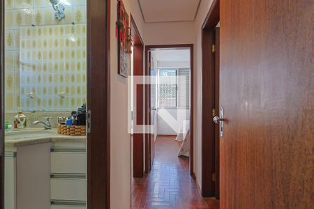 Corredor de apartamento à venda com 2 quartos, 89m² em Sagrada Família, Belo Horizonte