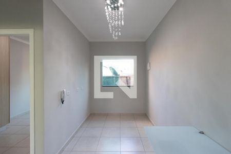 Sala de casa de condomínio para alugar com 2 quartos, 45m² em Jardim Modelo, São Paulo