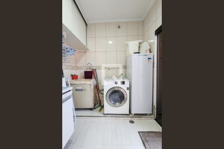 Casa à venda com 256m², 3 quartos e 2 vagas Casa à venda com 256m², 3 quartos e 2 vagasÁrea de Serviço