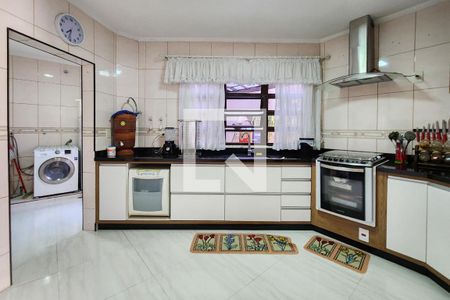 Casa à venda com 256m², 3 quartos e 2 vagas Casa à venda com 256m², 3 quartos e 2 vagasCozinha