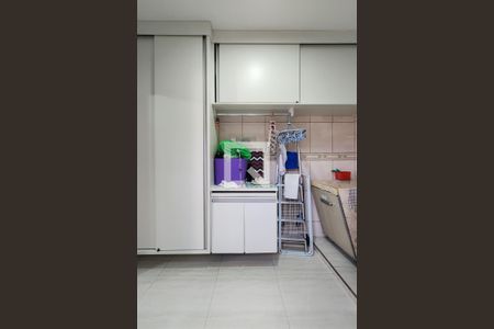 Casa à venda com 256m², 3 quartos e 2 vagas Casa à venda com 256m², 3 quartos e 2 vagasÁrea de Serviço