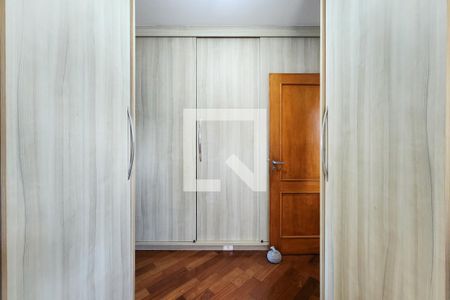 Casa à venda com 256m², 3 quartos e 2 vagas Casa à venda com 256m², 3 quartos e 2 vagasSuíte