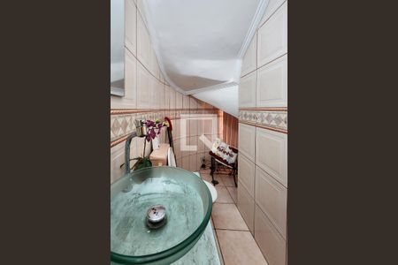 Casa à venda com 256m², 3 quartos e 2 vagas Casa à venda com 256m², 3 quartos e 2 vagasLavabo