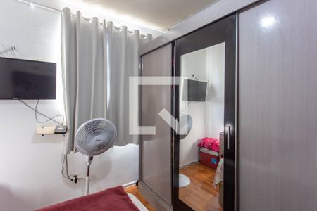 Quarto 1 de apartamento para alugar com 2 quartos, 40m² em Jardim Vitoria, Belo Horizonte