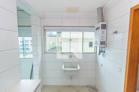 Apartamento para alugar com 119m², 3 quartos e 1 vaga Apartamento para alugar com 119m², 3 quartos e 1 vagaCozinha e Área de Serviço