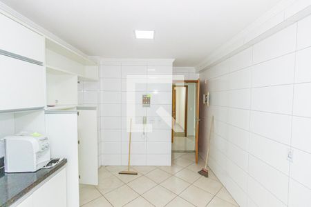 Apartamento para alugar com 119m², 3 quartos e 1 vaga Apartamento para alugar com 119m², 3 quartos e 1 vagaCozinha e Área de Serviço