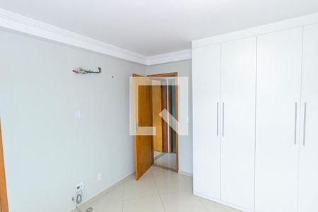 Apartamento para alugar com 119m², 3 quartos e 1 vaga Apartamento para alugar com 119m², 3 quartos e 1 vagaSuíte