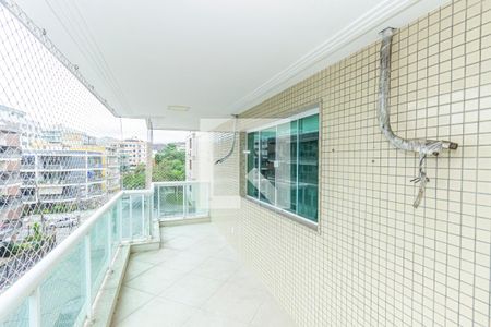 Sala de apartamento para alugar com 3 quartos, 119m² em Vila Valqueire, Rio de Janeiro