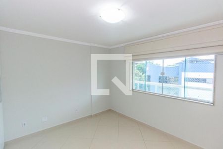 Apartamento para alugar com 119m², 3 quartos e 1 vaga Apartamento para alugar com 119m², 3 quartos e 1 vagaSuíte