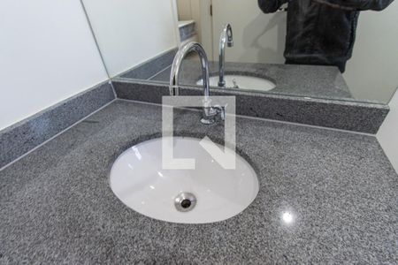 Banheiro de apartamento para alugar com 1 quarto, 31m² em Vila Mariana, São Paulo