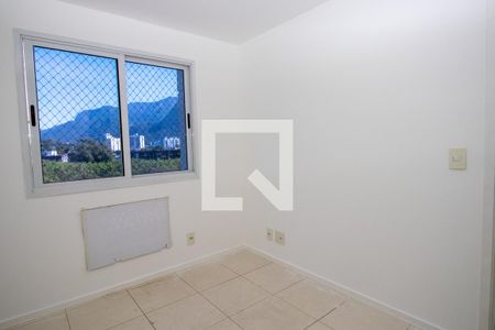 Quarto 2 de apartamento para alugar com 2 quartos, 68m² em Jacarepaguá, Rio de Janeiro