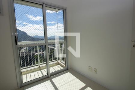 Quarto 2 de apartamento para alugar com 3 quartos, 69m² em Barra da Tijuca, Rio de Janeiro