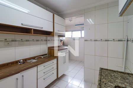 Cozinha de apartamento à venda com 2 quartos, 64m² em Jardim Taquaral, São Paulo