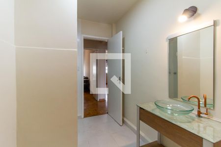 Apartamento à venda com 130m², 3 quartos e 1 vagaBanheiro 1