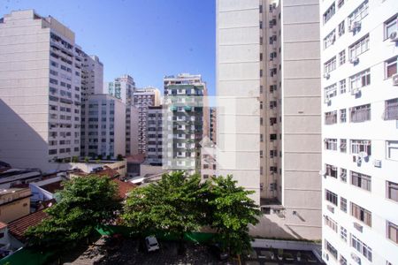 Vista da Sala de apartamento à venda com 3 quartos, 105m² em Icaraí, Niterói