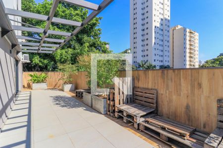 Studio à venda com 26m², 1 quarto e sem vaga Studio à venda com 26m², 1 quarto e sem vagaÁrea comum