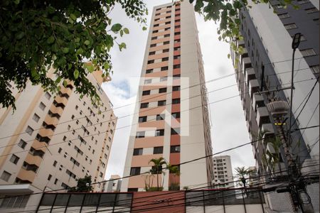 Apartamento à venda com 60m², 1 quarto e 1 vaga Apartamento à venda com 60m², 1 quarto e 1 vagaFachada