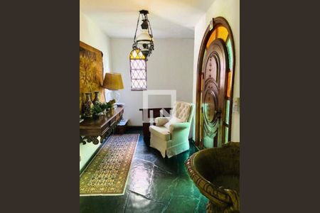 Casa para alugar com 6 quartos, 600m² em Morumbi, São Paulo