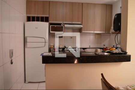 Apartamento à venda com 56m², 2 quartos e 1 vagaCozinha