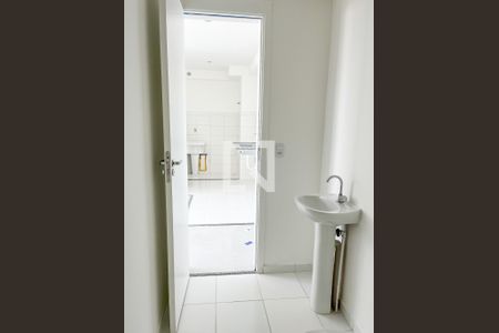 Apartamento para alugar com 34m², 2 quartos e sem vagaBanheiro