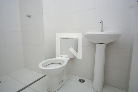 Apartamento para alugar com 35m², 2 quartos e sem vaga Apartamento para alugar com 35m², 2 quartos e sem vagaBanheiro