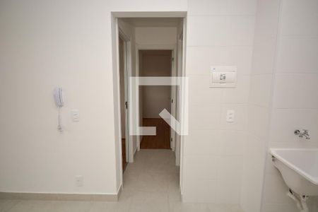 Apartamento para alugar com 35m², 2 quartos e sem vaga Apartamento para alugar com 35m², 2 quartos e sem vagaCozinha e Área de Serviço