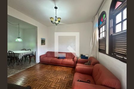 Sala de casa à venda com 4 quartos, 240m² em Serra, Belo Horizonte