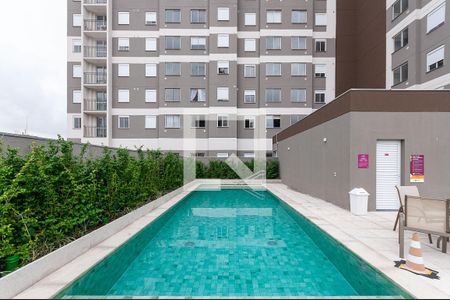 Apartamento para alugar com 27m², 1 quarto e sem vaga Apartamento para alugar com 27m², 1 quarto e sem vagaÁrea Comum - Piscina