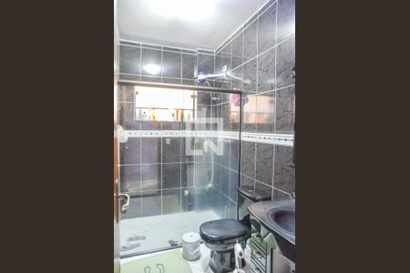 Casa à venda com 125m², 3 quartos e 3 vagasBanheiro 2