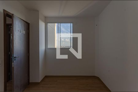 Quarto 1 de apartamento para alugar com 2 quartos, 44m² em Juliana, Belo Horizonte