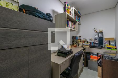 Escritório de apartamento à venda com 3 quartos, 96m² em Jardim Tupanci, Barueri