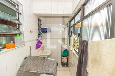 Apartamento à venda com 195m², 4 quartos e 1 vagaCozinha e Área de Serviço