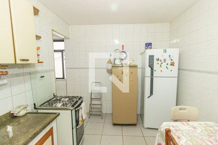 Apartamento à venda com 195m², 4 quartos e 1 vagaCozinha e Área de Serviço
