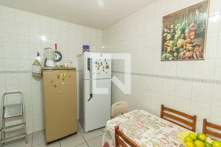 Apartamento à venda com 195m², 4 quartos e 1 vagaCozinha e Área de Serviço