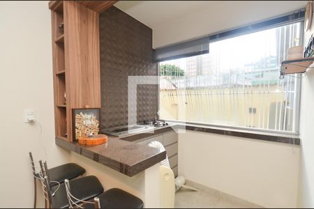 Varanda Gourmet de apartamento para alugar com 2 quartos, 70m² em Santa Tereza, Belo Horizonte