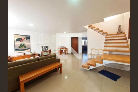 Casa à venda com 3 quartos, 240m² em Jardim Sao Nicolau, São Paulo