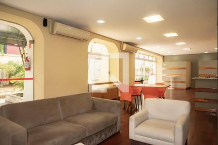 Apartamento à venda com 75m², 3 quartos e 1 vaga Apartamento à venda com 75m², 3 quartos e 1 vagaÁrea comum - Salão de festas