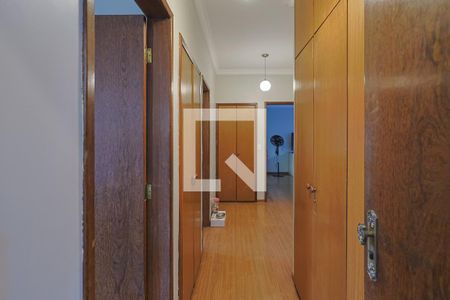 Corredor de apartamento à venda com 4 quartos, 186m² em Ouro Preto, Belo Horizonte