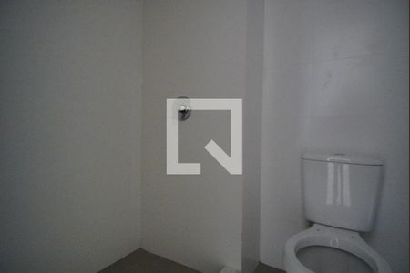 Banheiro Corredor de kitnet/studio à venda com 1 quarto, 40m² em Boa Vista, Porto Alegre