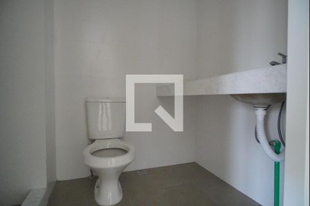 Banheiro Corredor de kitnet/studio à venda com 1 quarto, 40m² em Boa Vista, Porto Alegre