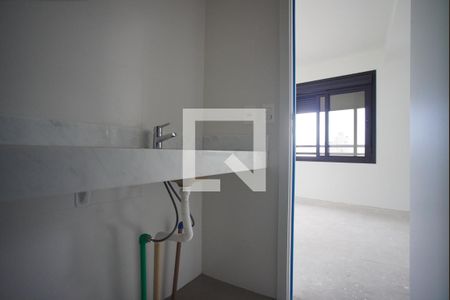 Banheiro Corredor de apartamento à venda com 1 quarto, 44m² em Boa Vista, Porto Alegre