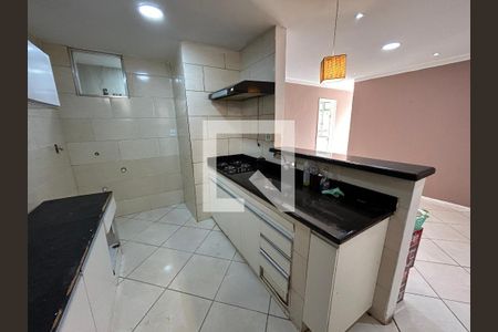 Cozinha de casa de condomínio para alugar com 2 quartos, 73m² em Bento Ribeiro, Rio de Janeiro