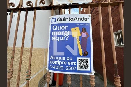 plaquinha de casa de condomínio para alugar com 2 quartos, 73m² em Bento Ribeiro, Rio de Janeiro