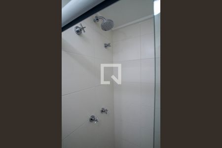 Banheiro de kitnet/studio para alugar com 1 quarto, 39m² em Vila Camargos, Guarulhos