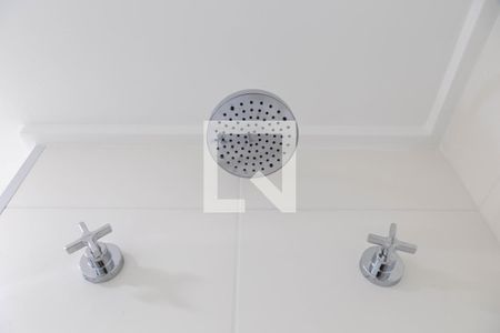 Banheiro de kitnet/studio para alugar com 1 quarto, 40m² em Vila Camargos, Guarulhos