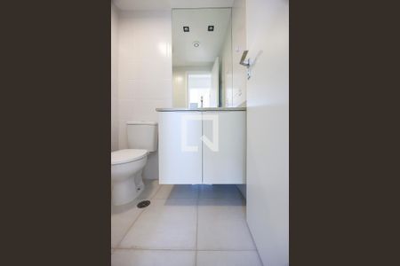 Apartamento à venda com 61m², 2 quartos e 1 vaga Apartamento à venda com 61m², 2 quartos e 1 vagaBanheiro 2