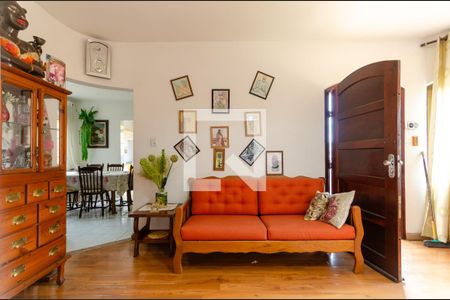 Sala de casa à venda com 3 quartos, 339m² em Jardim Peri, São Paulo
