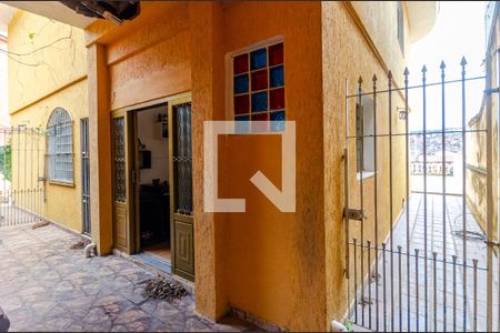 Casa à venda com 339m², 3 quartos e 4 vagasCorredor